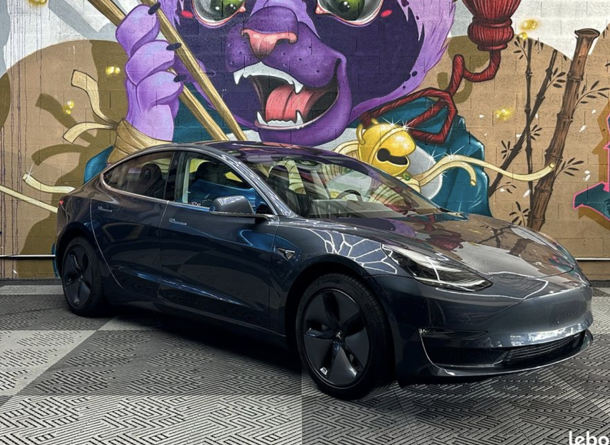 Tesla model 3 